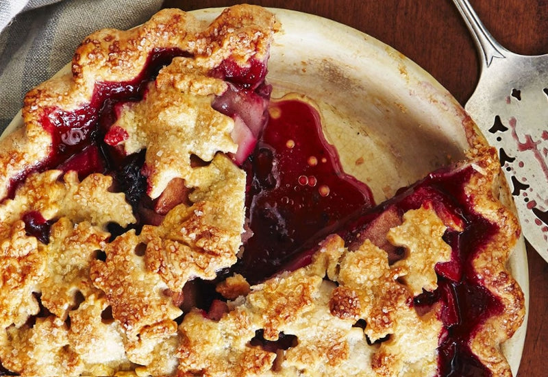 Go Foraging - Our Blackberry And Apple Pie Recipe