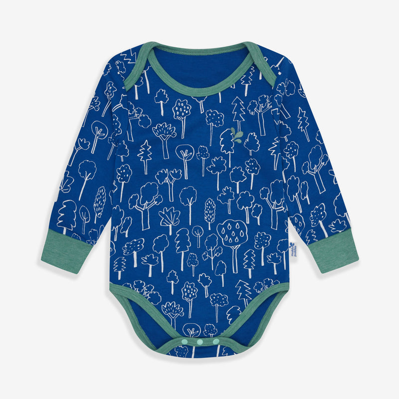 Müsli Baby-Jungen Forest Bodysuit & Schlafanzug – Weicher Bio-Baumwoll-Strampler Mit Niedlichem Waldmotiv, GOTS-zertifiziert, Elastisch, Mit Druckknöpfen Zum Kompletten Öffnen