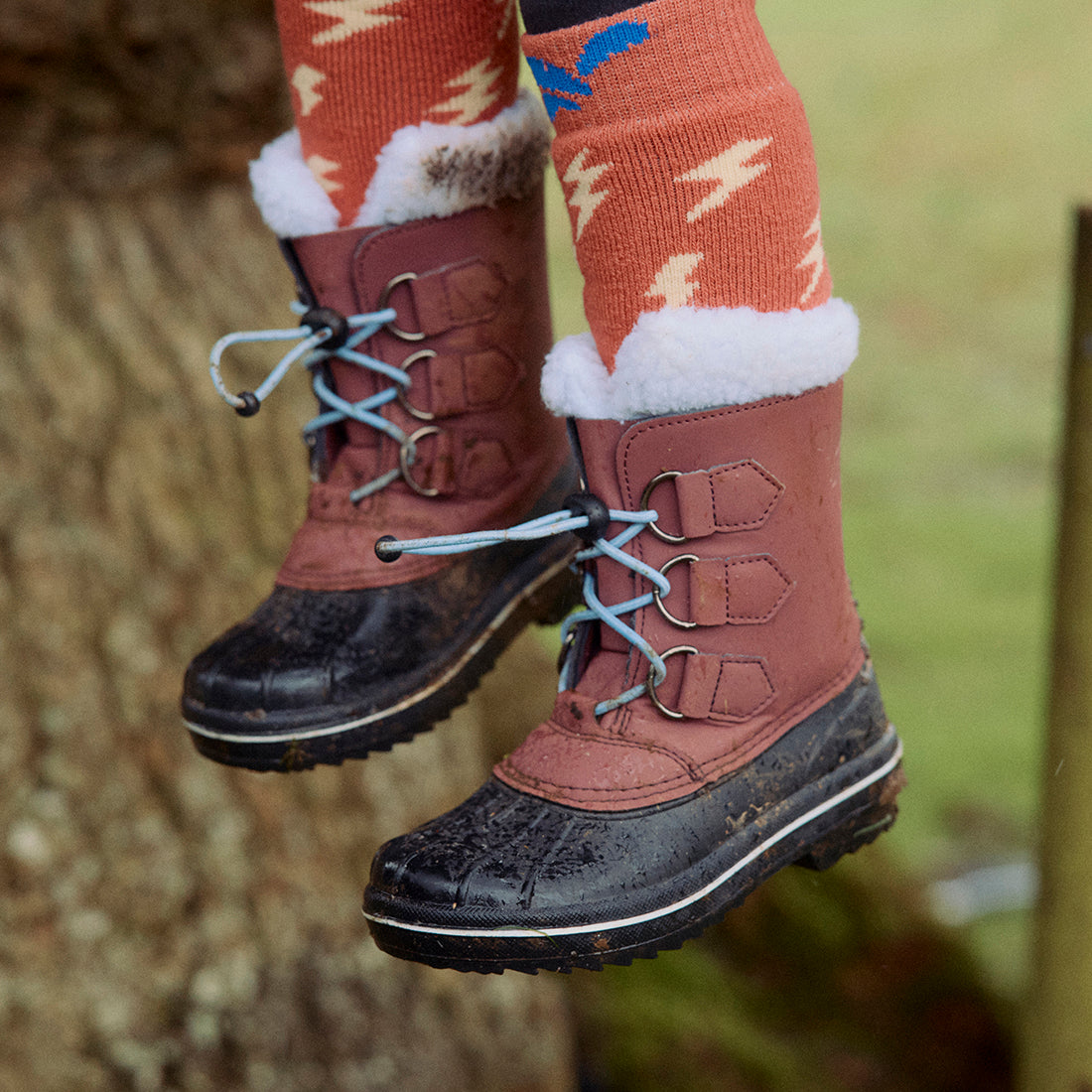 Burgundy clearance snow boots